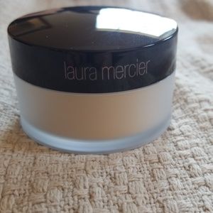 Laura Mercier Translucent Powder